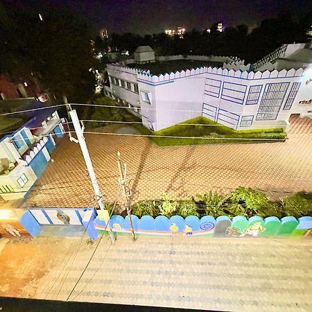 Hotel Rb International ! Puri Near-Sea-Beach-And-Temple Fully-Air-Conditioned-Hotel With-Lift-And-Card Payment Accepted-Parking-Facility, Best Hotel In Puri Zewnętrze zdjęcie