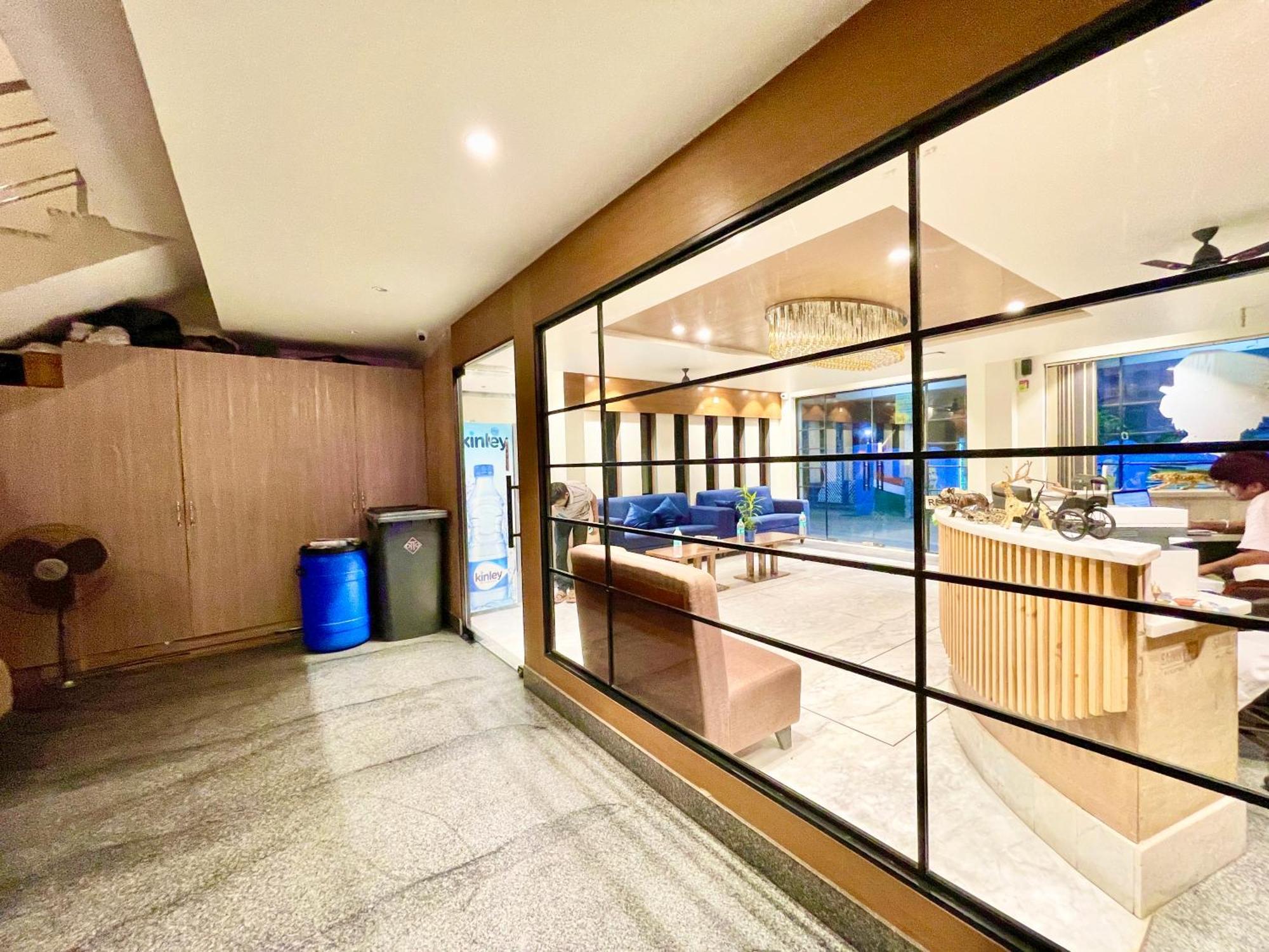 Hotel Rb International ! Puri Near-Sea-Beach-And-Temple Fully-Air-Conditioned-Hotel With-Lift-And-Card Payment Accepted-Parking-Facility, Best Hotel In Puri Zewnętrze zdjęcie