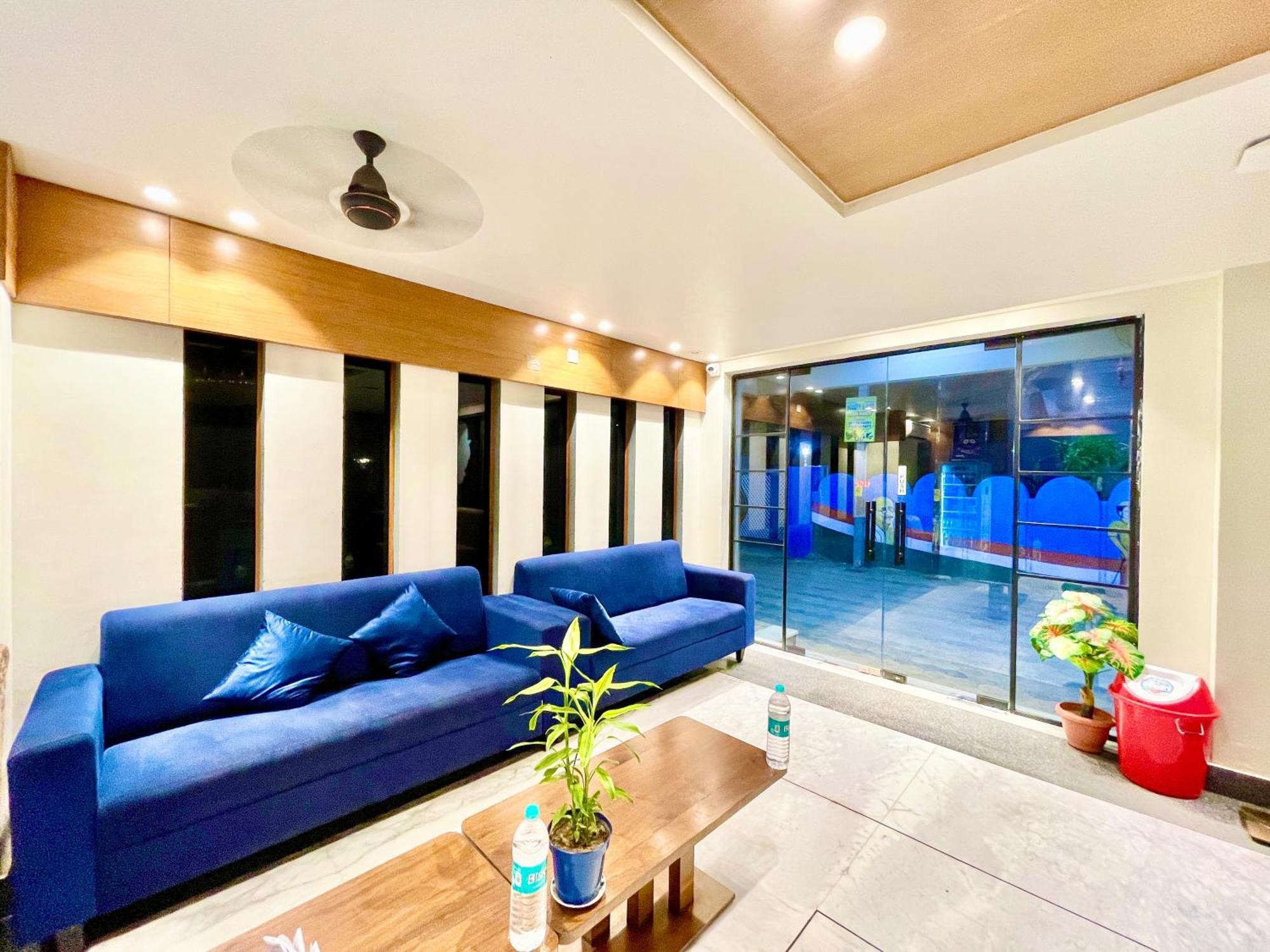 Hotel Rb International ! Puri Near-Sea-Beach-And-Temple Fully-Air-Conditioned-Hotel With-Lift-And-Card Payment Accepted-Parking-Facility, Best Hotel In Puri Zewnętrze zdjęcie