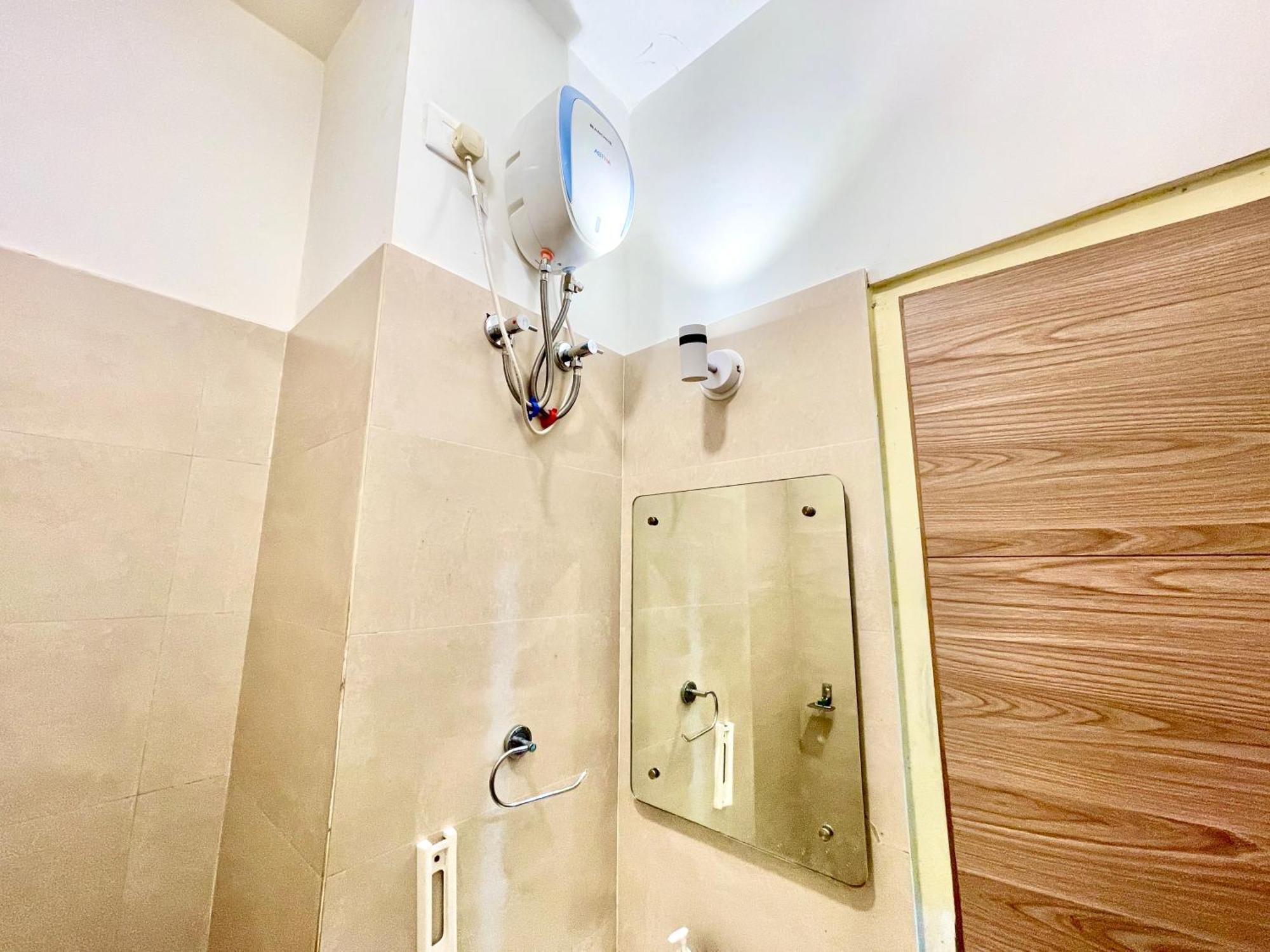 Hotel Rb International ! Puri Near-Sea-Beach-And-Temple Fully-Air-Conditioned-Hotel With-Lift-And-Card Payment Accepted-Parking-Facility, Best Hotel In Puri Zewnętrze zdjęcie