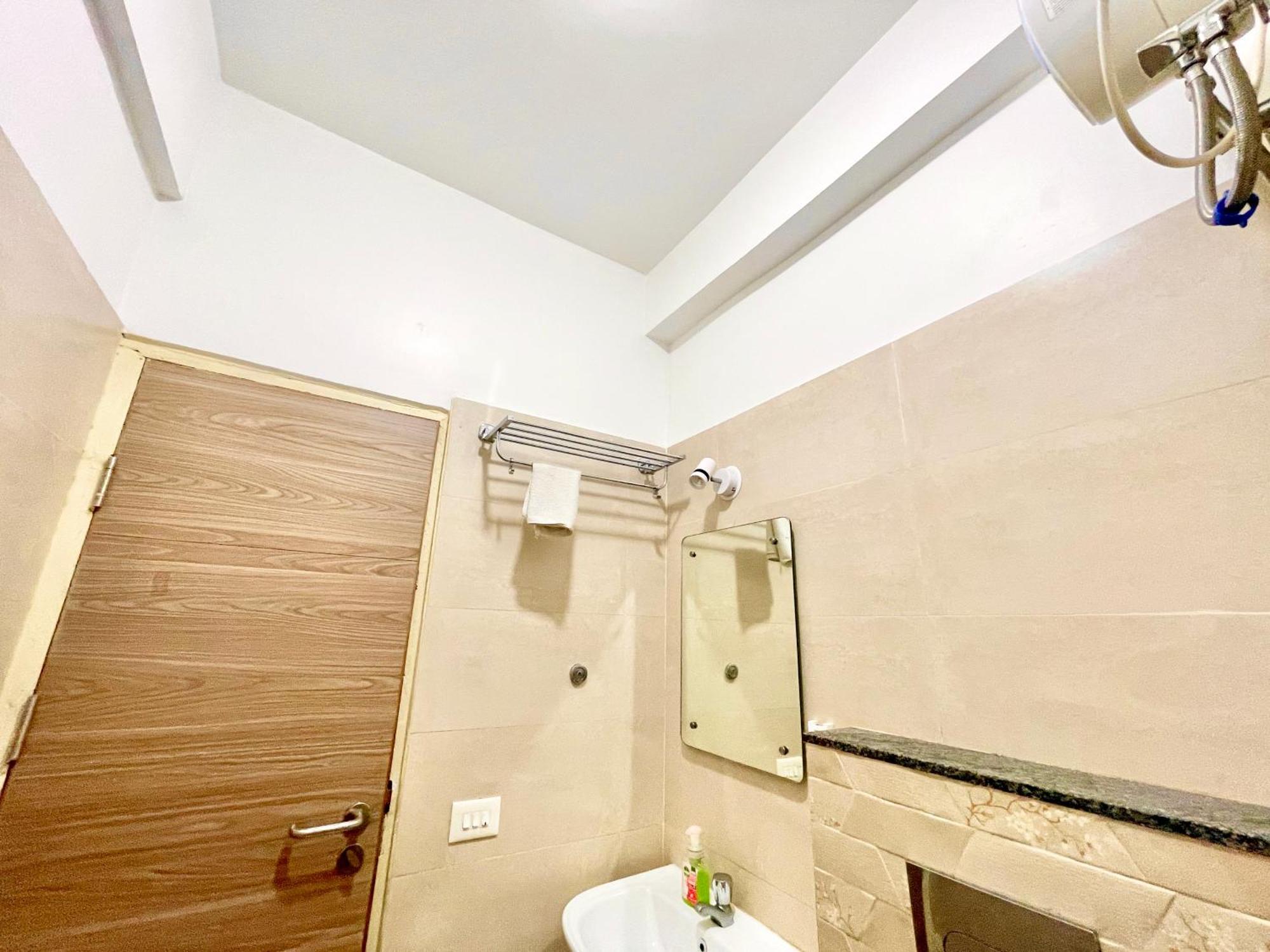 Hotel Rb International ! Puri Near-Sea-Beach-And-Temple Fully-Air-Conditioned-Hotel With-Lift-And-Card Payment Accepted-Parking-Facility, Best Hotel In Puri Zewnętrze zdjęcie
