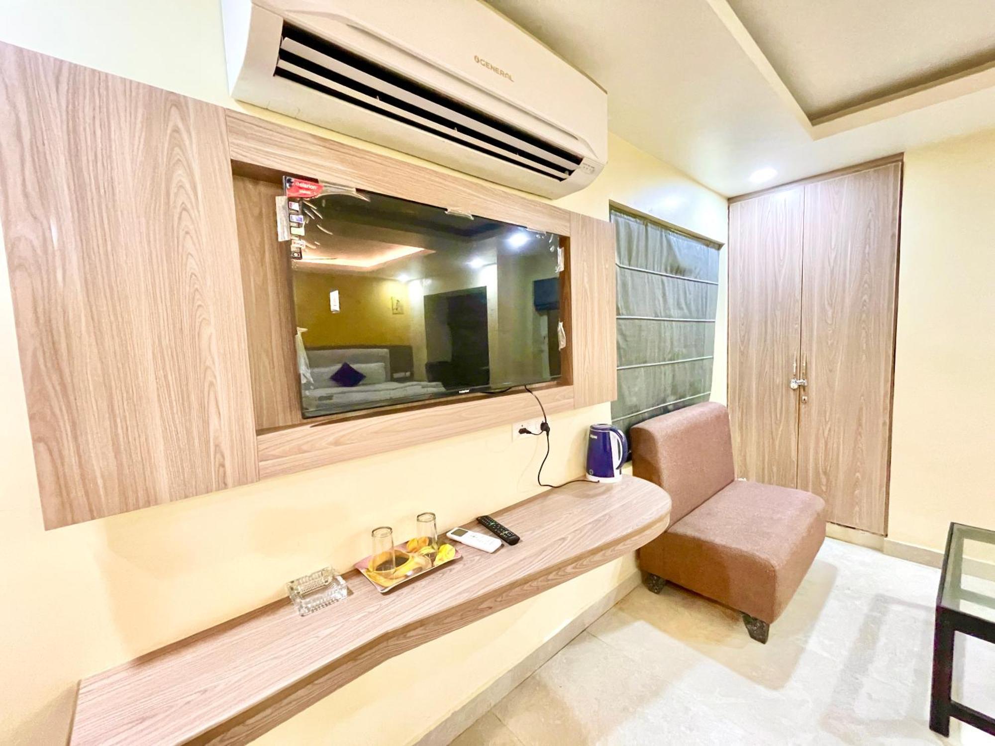 Hotel Rb International ! Puri Near-Sea-Beach-And-Temple Fully-Air-Conditioned-Hotel With-Lift-And-Card Payment Accepted-Parking-Facility, Best Hotel In Puri Zewnętrze zdjęcie