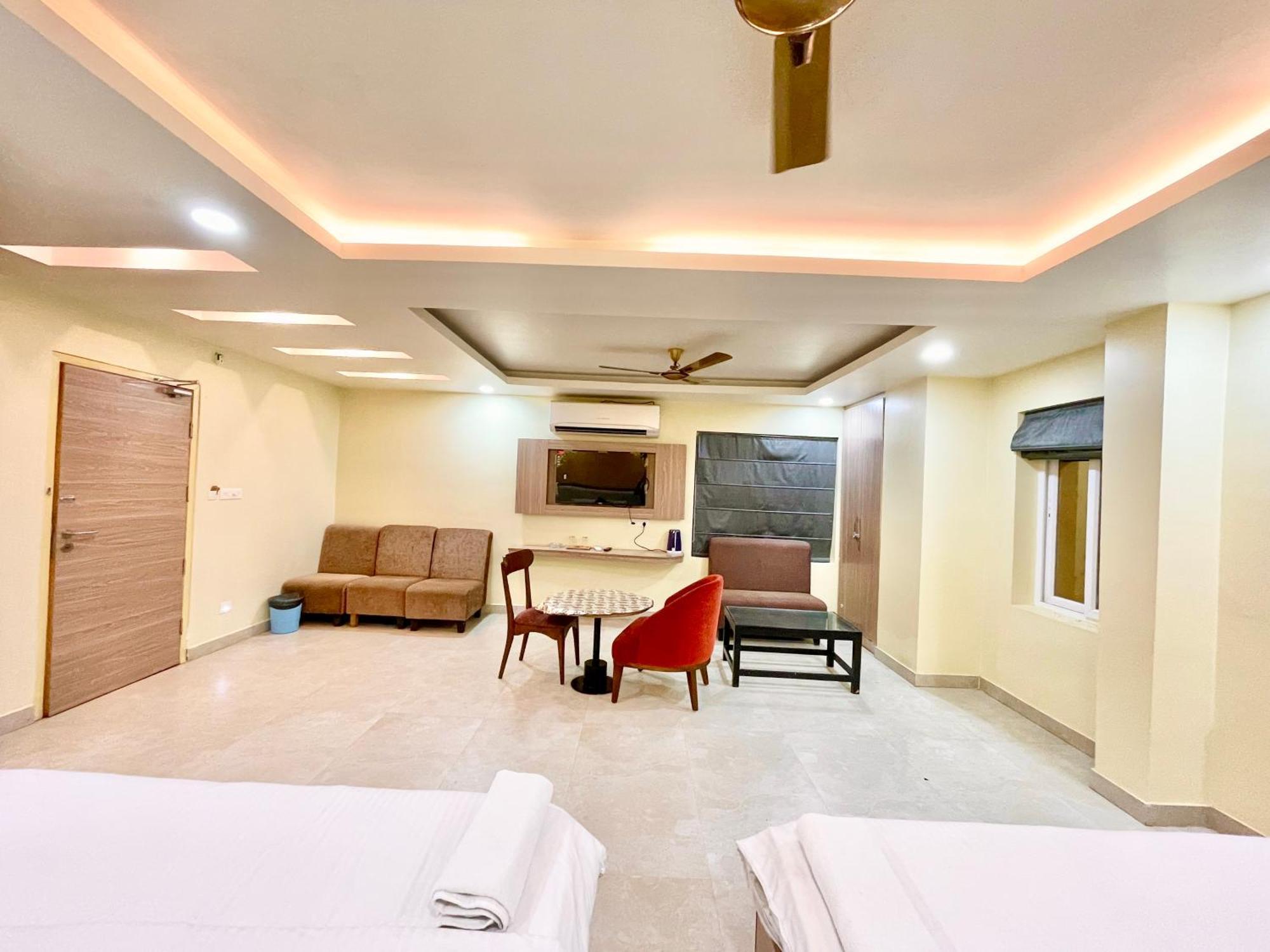 Hotel Rb International ! Puri Near-Sea-Beach-And-Temple Fully-Air-Conditioned-Hotel With-Lift-And-Card Payment Accepted-Parking-Facility, Best Hotel In Puri Zewnętrze zdjęcie